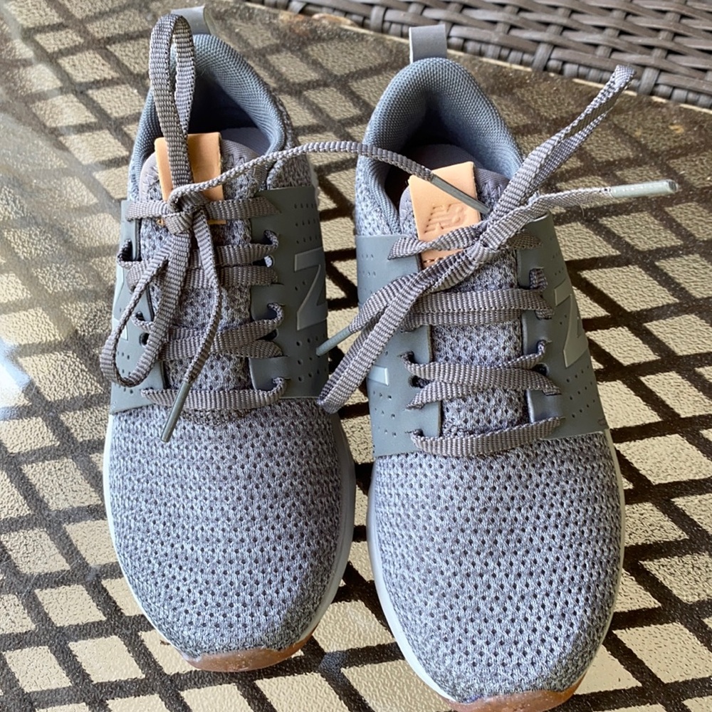 New Balance boy size 1 and 13.5 gray sneaker